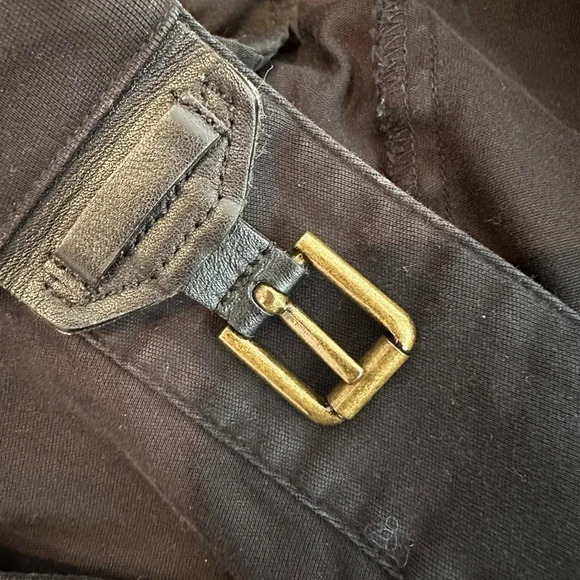 Lauren Ralph Lauren | Black Vintage Pencil Skirt Size 6 Attached Belt & Buckle - Picture 3 of 6